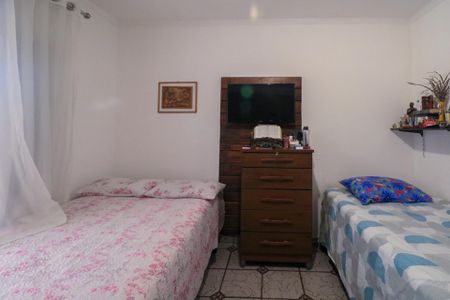 Casa à venda com 202m², 2 quartos e 2 vagas Casa à venda com 202m², 2 quartos e 2 vagasQuarto 1