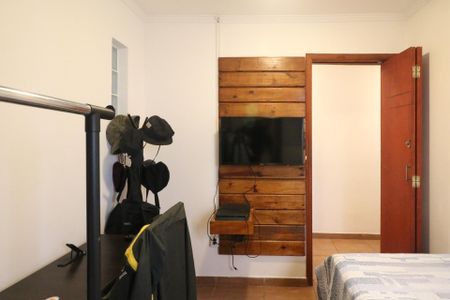 Casa à venda com 202m², 2 quartos e 2 vagas Casa à venda com 202m², 2 quartos e 2 vagasQuarto 2