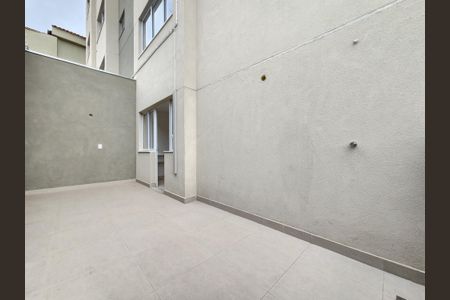 Apartamento à venda com 77m², 2 quartos e 1 vaga Apartamento à venda com 77m², 2 quartos e 1 vagaÁrea privativa
