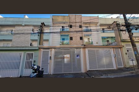 Apartamento à venda com 136m², 2 quartos e 1 vaga Apartamento à venda com 136m², 2 quartos e 1 vagaFachada