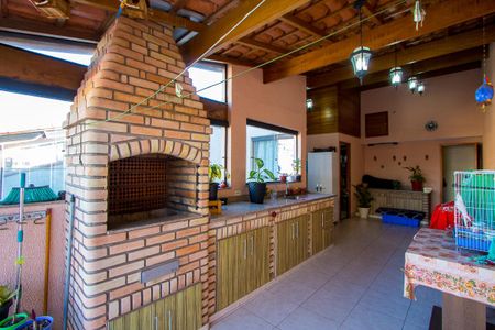 Apartamento à venda com 136m², 2 quartos e 1 vaga Apartamento à venda com 136m², 2 quartos e 1 vagaÁrea de Serviço