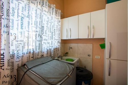 Apartamento à venda com 136m², 2 quartos e 1 vaga Apartamento à venda com 136m², 2 quartos e 1 vagaÁrea de Serviço