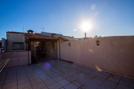 Apartamento à venda com 136m², 2 quartos e 1 vaga Apartamento à venda com 136m², 2 quartos e 1 vagaÁrea externa