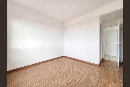Apartamento à venda com 132m², 2 quartos e 1 vaga Apartamento à venda com 132m², 2 quartos e 1 vagaQuarto Suíte
