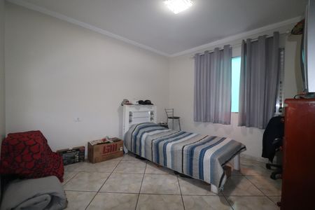 Casa à venda com 177m², 3 quartos e 4 vagasQuarto 2