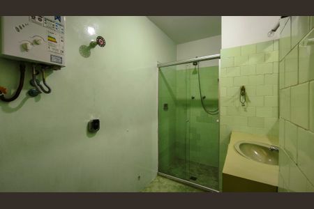 Apartamento à venda com 70m², 2 quartos e 1 vaga Apartamento à venda com 70m², 2 quartos e 1 vagaBanheiro Social