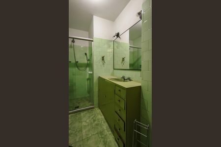 Apartamento à venda com 70m², 2 quartos e 1 vaga Apartamento à venda com 70m², 2 quartos e 1 vagaBanheiro Social