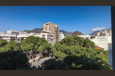 Apartamento à venda com 70m², 2 quartos e 1 vaga Apartamento à venda com 70m², 2 quartos e 1 vagaVista da Sala