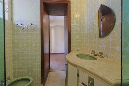 Apartamento à venda com 154m², 3 quartos e 1 vagaBanheiro da Suíte