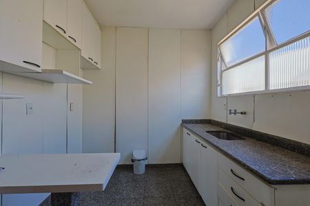Apartamento à venda com 154m², 3 quartos e 1 vagaCozinha