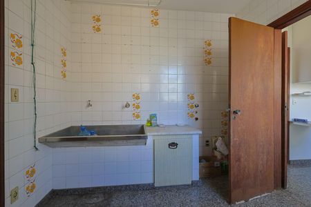 Apartamento à venda com 154m², 3 quartos e 1 vagaÁrea de Serviço