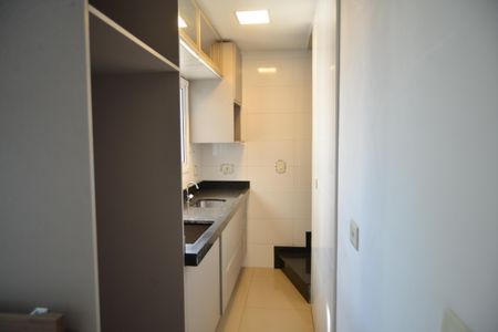 Apartamento à venda com 80m², 2 quartos e 2 vagasCozinha