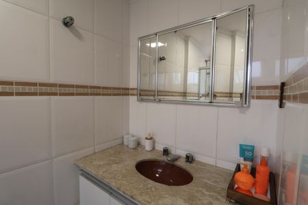 Apartamento para alugar com 250m², 4 quartos e 2 vagasBanheiro Suíte 1