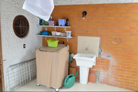 Casa de condomínio à venda com 250m², 4 quartos e 2 vagasÁrea de Serviço