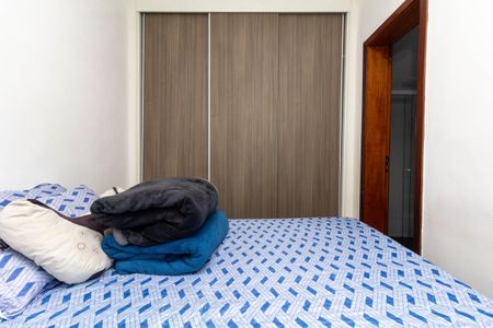 Casa à venda com 131m², 3 quartos e 4 vagas Casa à venda com 131m², 3 quartos e 4 vagasSuíte 2