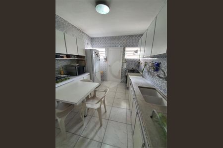 Apartamento à venda com 121m², 3 quartos e 1 vaga