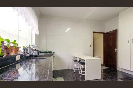 Casa à venda com 173m², 3 quartos e 2 vagas