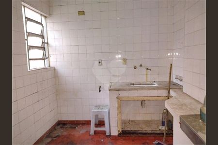Casa à venda com 186m², 5 quartos e 2 vagas
