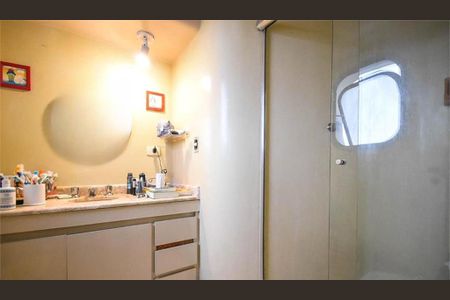 Apartamento à venda com 180m², 3 quartos e 3 vagas