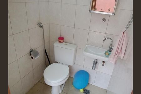 Casa à venda com 236m², 3 quartos e sem vaga