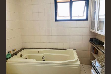 Apartamento à venda com 260m², 4 quartos e 3 vagas