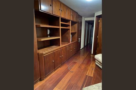 Apartamento à venda com 260m², 4 quartos e 3 vagas