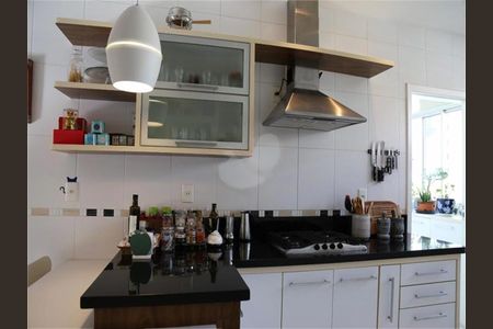 Apartamento à venda com 210m², 3 quartos e 1 vaga
