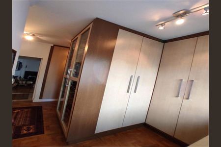 Apartamento à venda com 210m², 3 quartos e 1 vaga