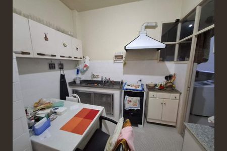 Apartamento à venda com 95m², 2 quartos e sem vaga