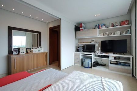 Casa à venda com 298m², 4 quartos e 2 vagas