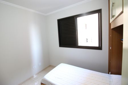 Apartamento à venda com 84m², 3 quartos e 1 vagaQuarto 2