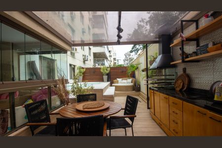 Apartamento à venda com 72m², 2 quartos e 1 vaga Apartamento à venda com 72m², 2 quartos e 1 vagaÁrea comum