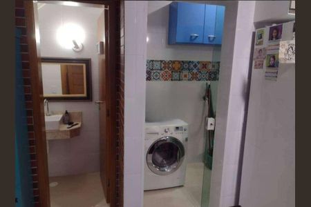 Casa à venda com 130m², 2 quartos e 3 vagas Casa à venda com 130m², 2 quartos e 3 vagasLavanderia