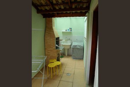 Casa à venda com 300m², 3 quartos e 4 vagas Casa à venda com 300m², 3 quartos e 4 vagasChurrasqueira