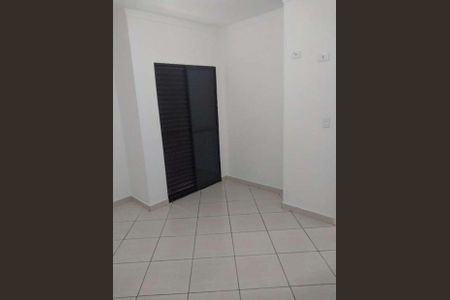 Casa à venda com 130m², 2 quartos e 2 vagasQuarto