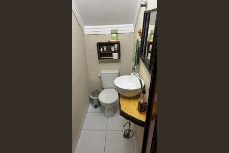 Casa à venda com 250m², 2 quartos e 2 vagasBanheiro