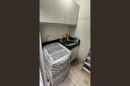 Casa à venda com 250m², 2 quartos e 2 vagasLavanderia 