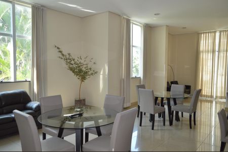 Apartamento à venda com 68m², 2 quartos e 2 vagasÁrea comum - Salão de festas