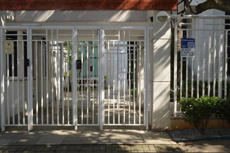 Apartamento à venda com 68m², 2 quartos e 2 vagasFachada e Plaquinha