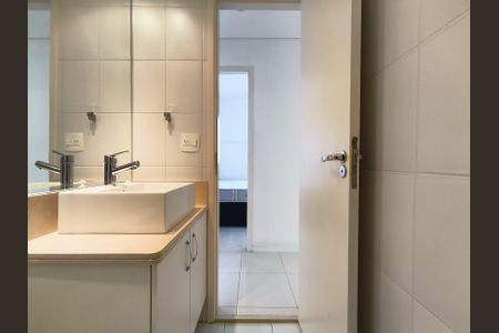Apartamento à venda com 68m², 2 quartos e 2 vagas Apartamento à venda com 68m², 2 quartos e 2 vagasBanheiro Social