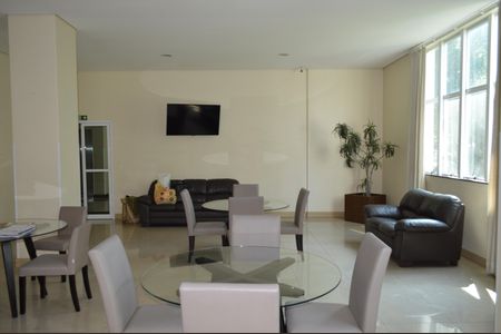 Apartamento à venda com 68m², 2 quartos e 2 vagasÁrea comum - Salão de festas