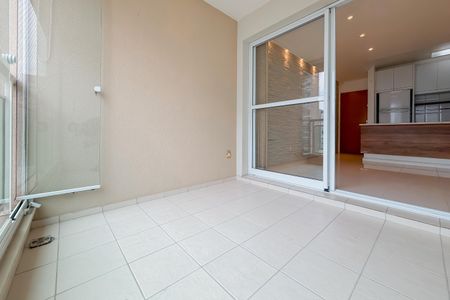 Apartamento à venda com 68m², 2 quartos e 2 vagasVaranda da Sala