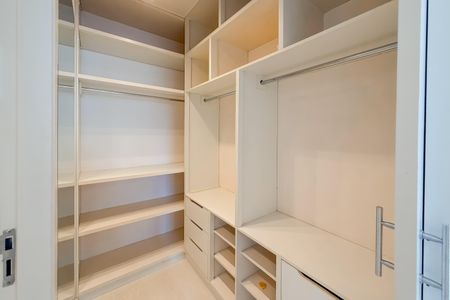 Apartamento à venda com 68m², 2 quartos e 2 vagasCloset da Suíte