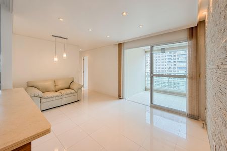 Apartamento à venda com 68m², 2 quartos e 2 vagasSala