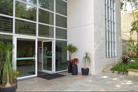 Apartamento à venda com 68m², 2 quartos e 2 vagasEntrada