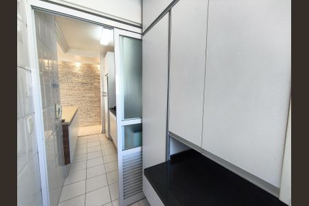 Apartamento à venda com 68m², 2 quartos e 2 vagas Apartamento à venda com 68m², 2 quartos e 2 vagasÁrea de Serviço