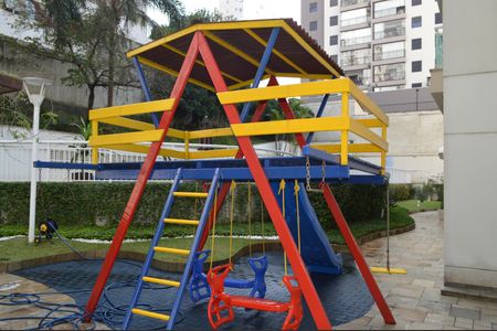 Apartamento à venda com 68m², 2 quartos e 2 vagasÁrea Comum - Playground