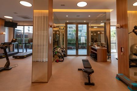 Apartamento à venda com 149m², 3 quartos e 2 vagas Apartamento à venda com 149m², 3 quartos e 2 vagasÁrea comum - Academia