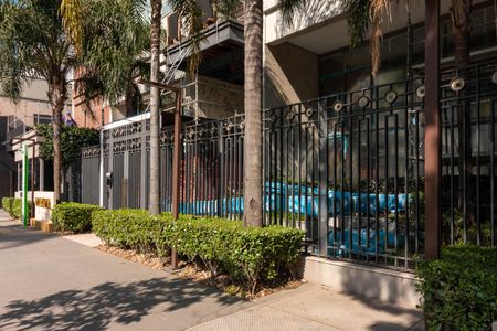 Apartamento à venda com 149m², 3 quartos e 2 vagas Apartamento à venda com 149m², 3 quartos e 2 vagasFachada e portaria