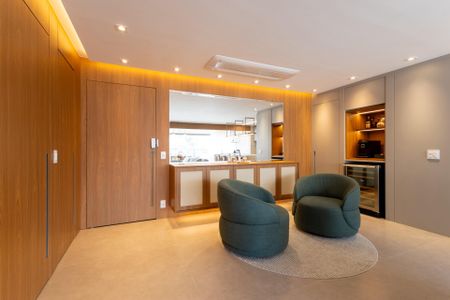 Apartamento à venda com 149m², 3 quartos e 2 vagas Apartamento à venda com 149m², 3 quartos e 2 vagasSala